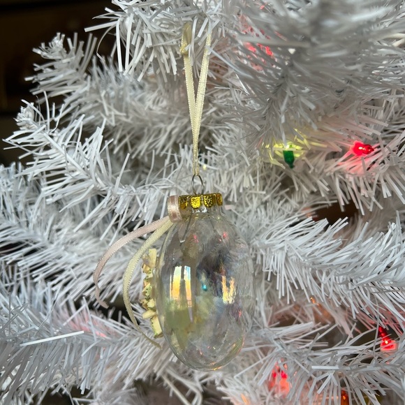 Rare Vintage 1970’s Victorian Ornament Swiss Roses Design - Picture 3 of 5